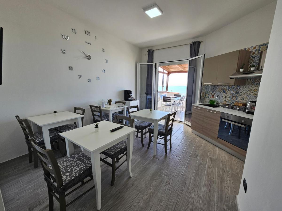 Frontemare Locazione Turistica Hotel Porto Empedocle Exterior foto