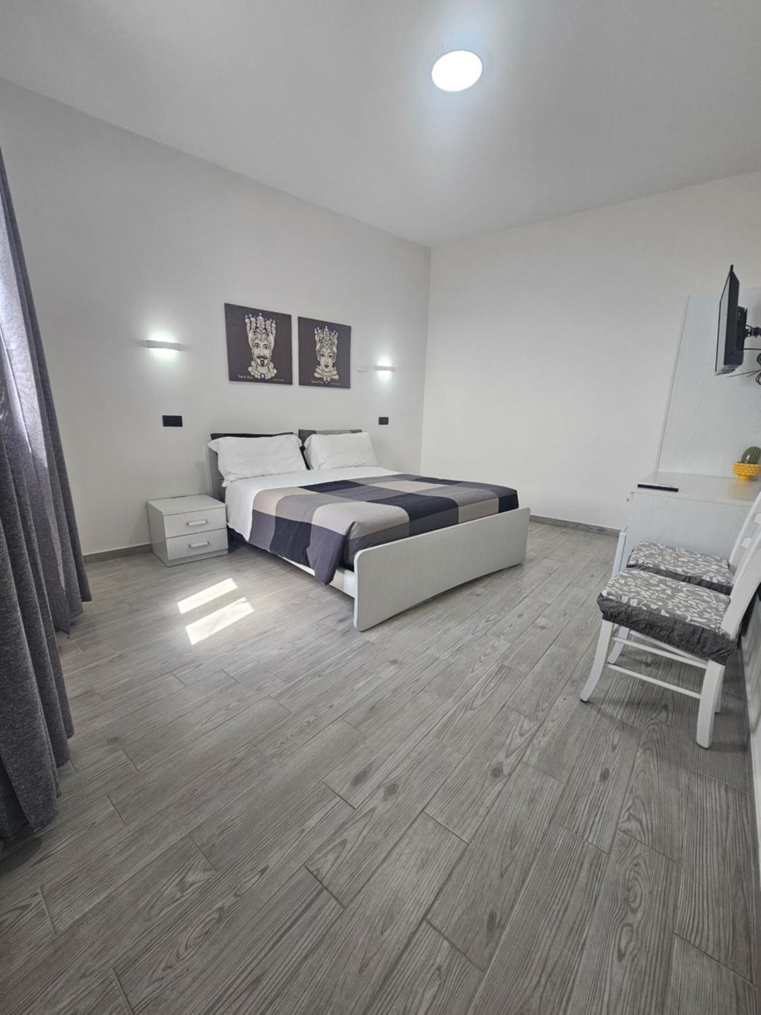 Frontemare Locazione Turistica Hotel Porto Empedocle Exterior foto